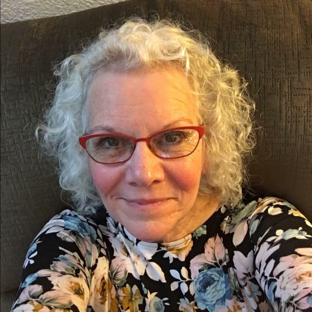 Meet your Posher, Becky